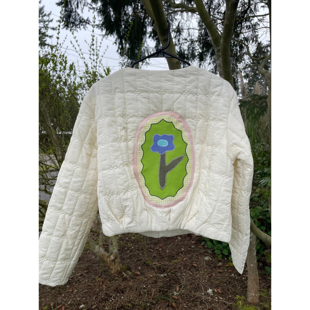Size 6 Quilted Coat Jacket with Floral Applique - Picture 5 of 9